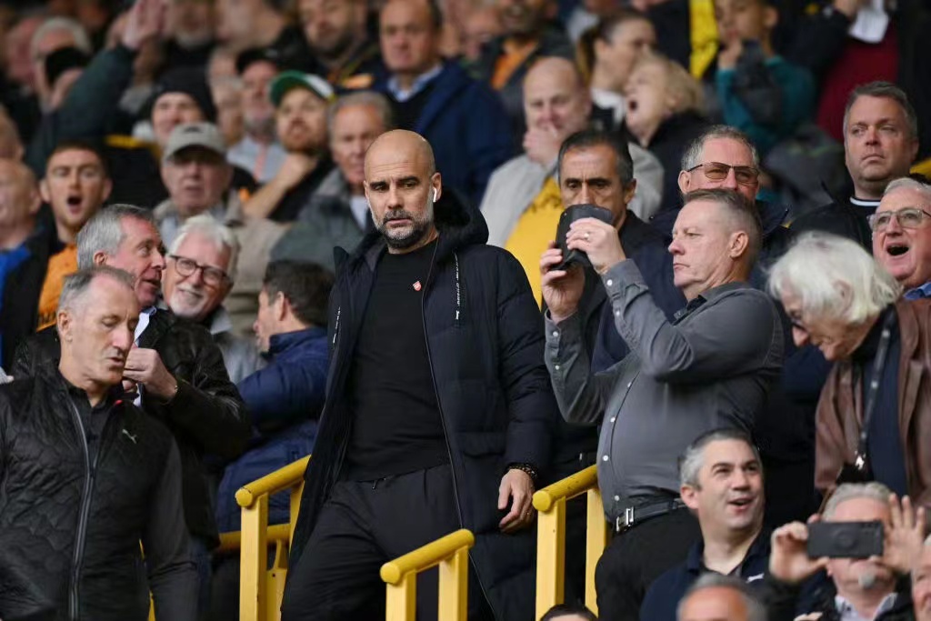 La primera derrota del Manchester City, la inesperada victoria de los Wolves y las lecciones de Guardiola